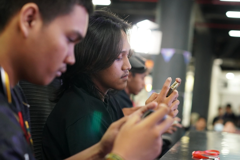 Turnamen Mobile Legends The Unlimited Connection Vol. 2 Adu Strategi 32 Tim, Bukti Gairah E-sports Surabaya